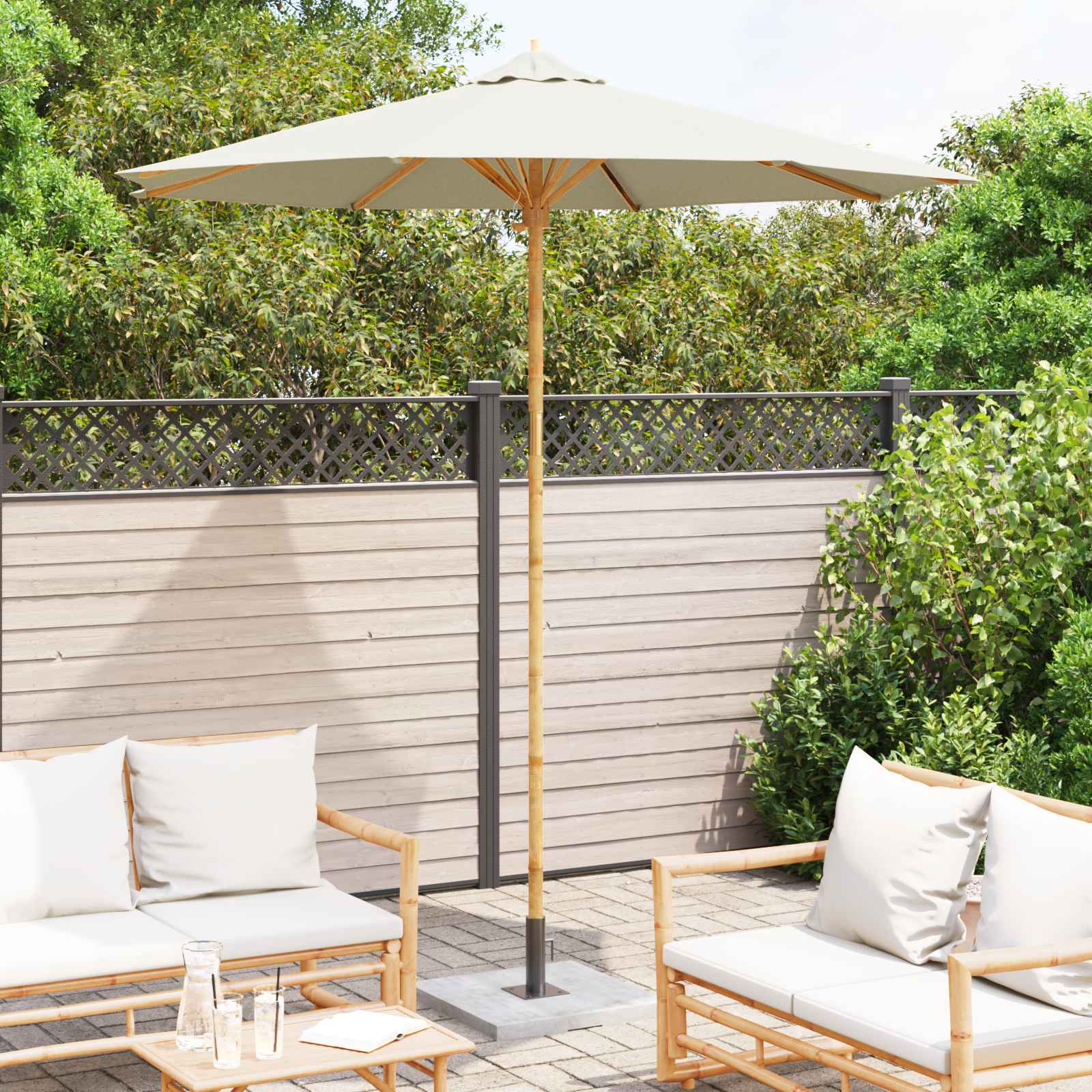 Garten-Sonnenschirm Cremeweiß Ø 240 x 260 cm Bambus