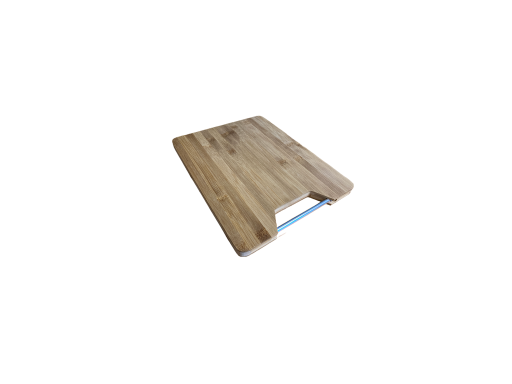 Bamboo cutting board with metal handle (32.5 x 25 x 1.8 cm)